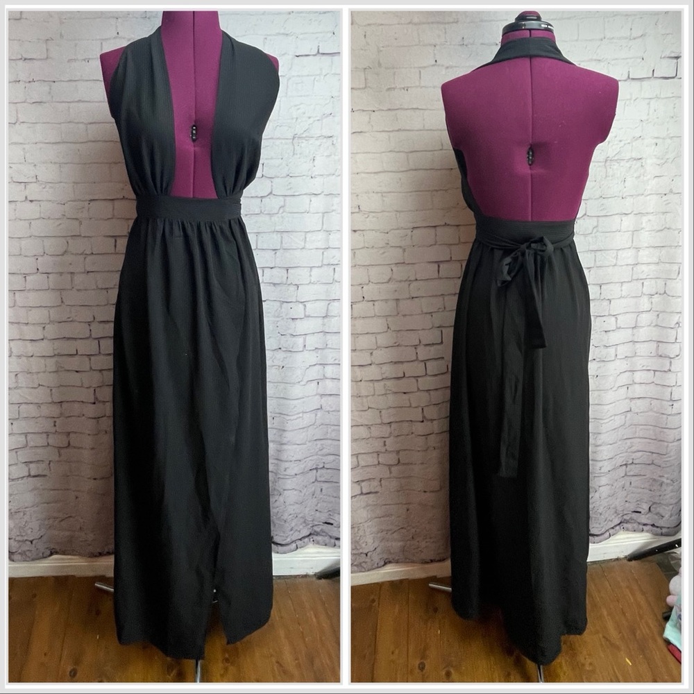 Hello Molly size XS or 2 black dedicated song wrap style halter dress